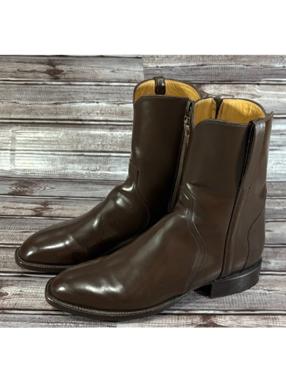 Lucchese 1833 Calfskin Scout Dress Boot size 8.5 color brown made in USA